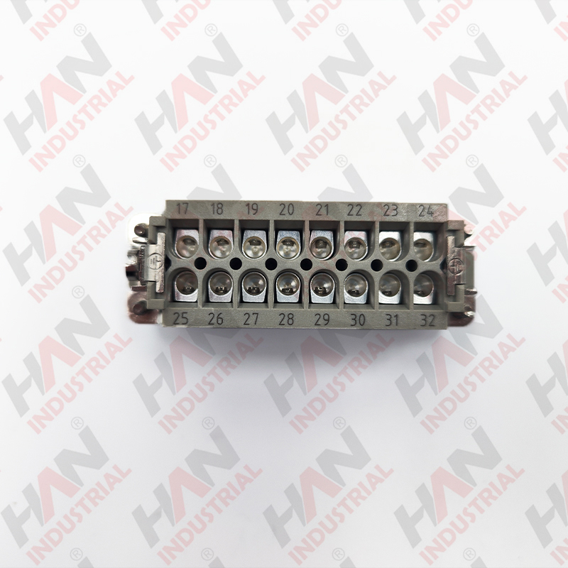 PLUG INSERT OEM 243705007